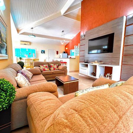 Bed and Breakfast Mansao Azul Карагуататуба Экстерьер фото