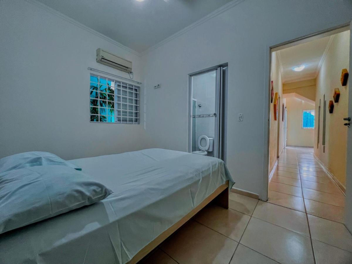 Bed and Breakfast Mansao Azul Карагуататуба Экстерьер фото