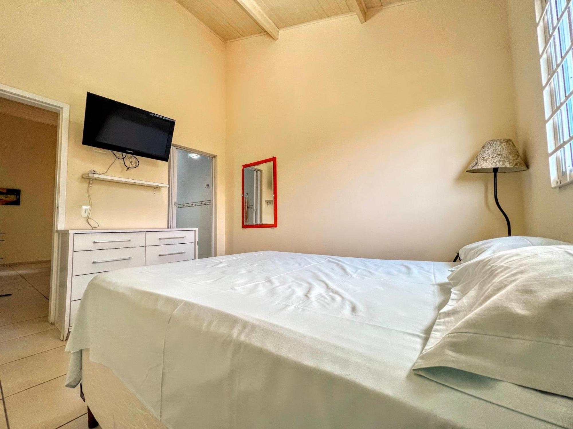 Bed and Breakfast Mansao Azul Карагуататуба Экстерьер фото