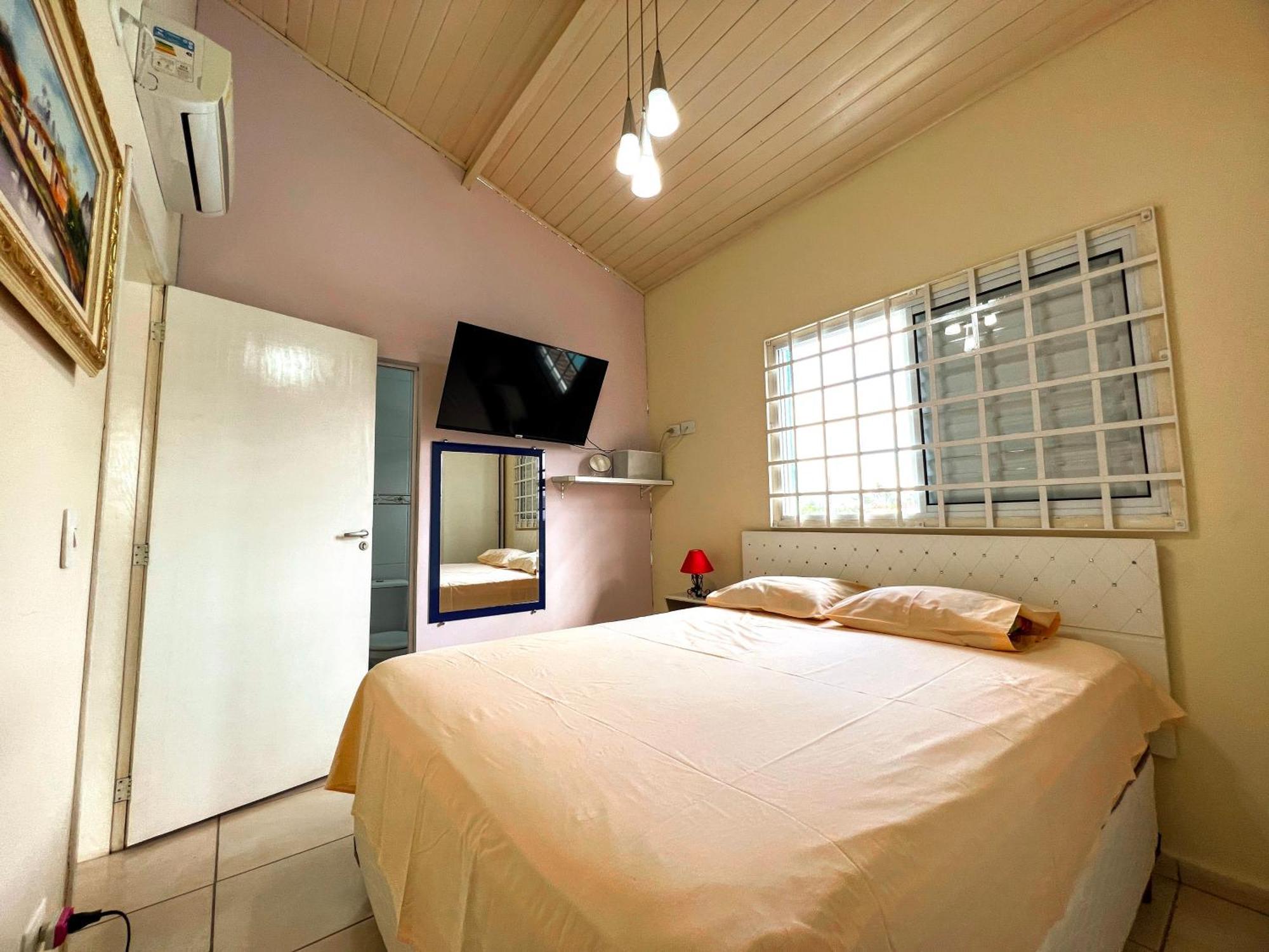Bed and Breakfast Mansao Azul Карагуататуба Экстерьер фото